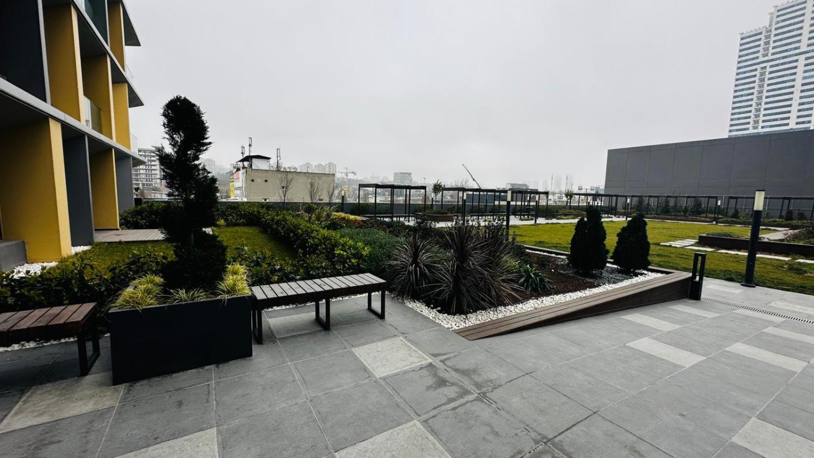 Lux Next To Outlet In High Floor 26 Istanbul
