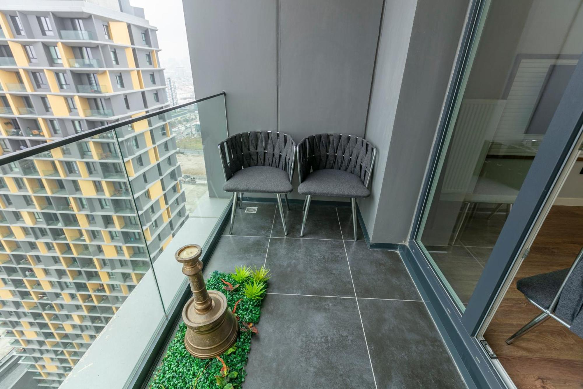 Apartament Lux Next To Outlet In High Floor 26